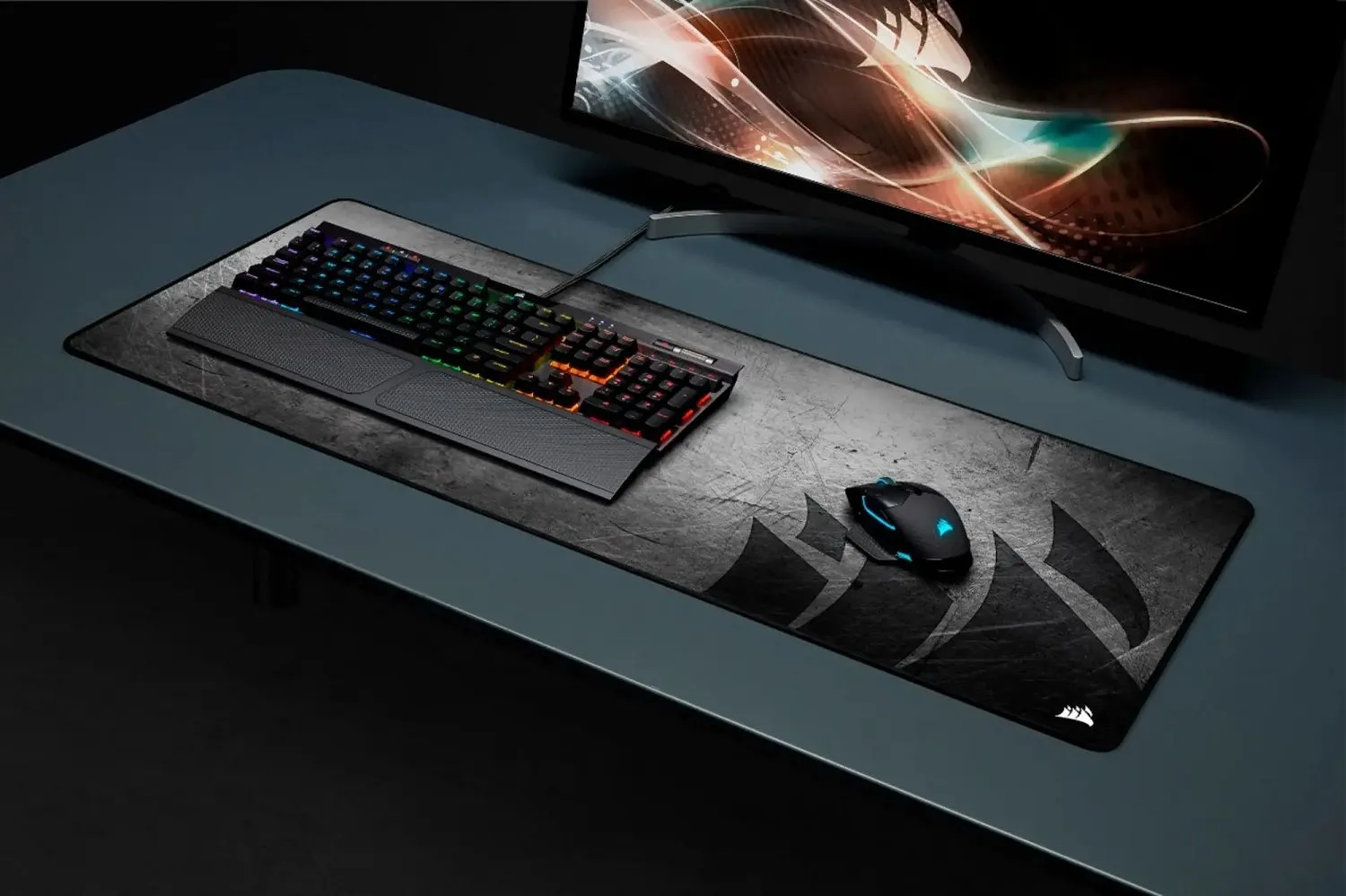 Bàn di chuột Corsair MM350 Pro Extended XL màu đen chống tràn nước