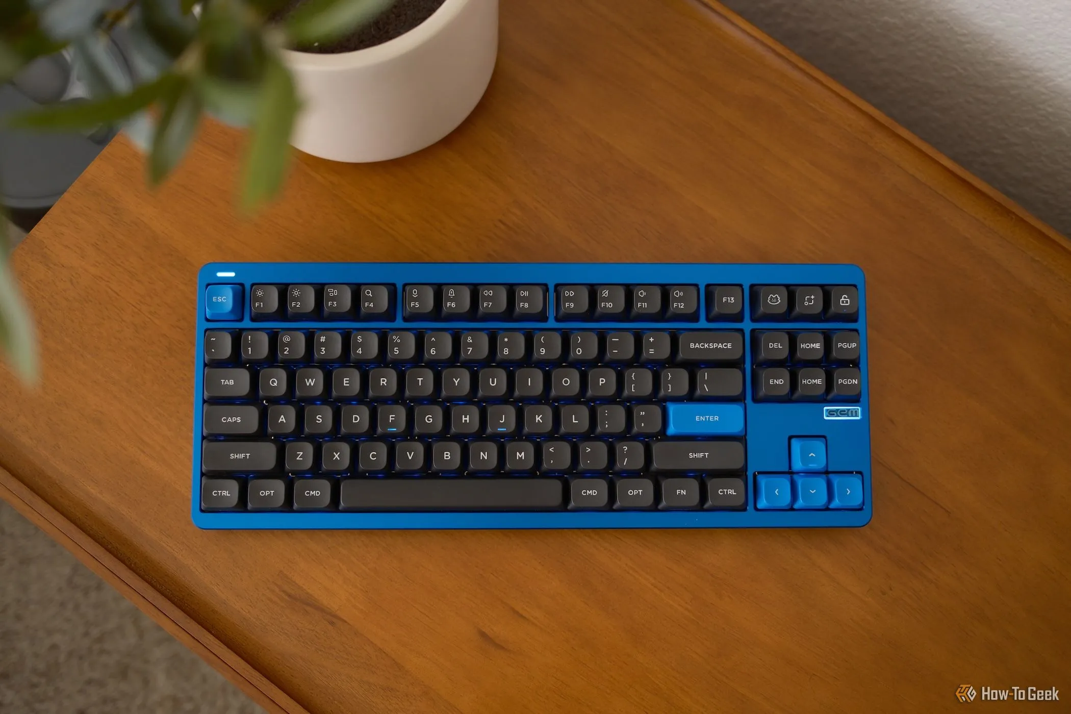 Bàn phím cơ TKL Nuphy Gem80 màu xanh dương nhìn từ trên xuống