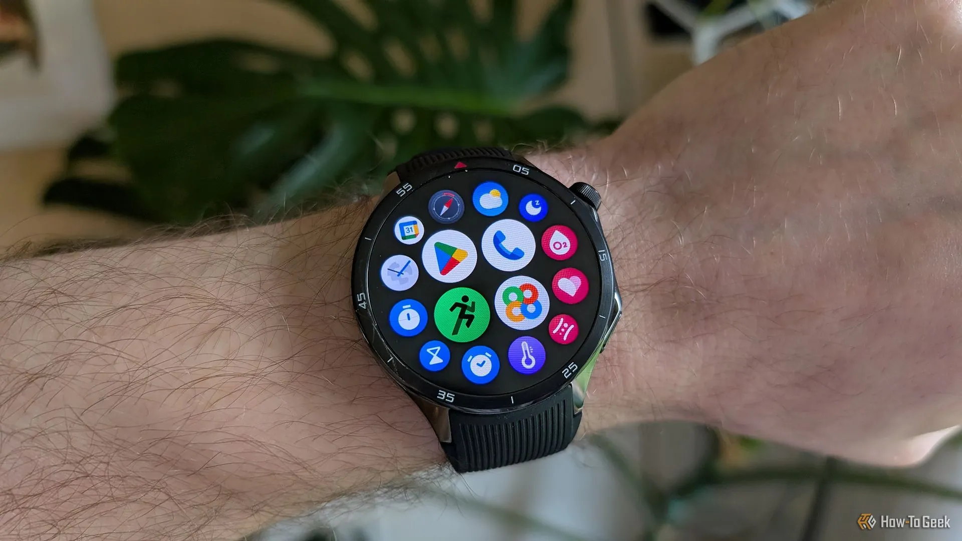 Danh sách ứng dụng trên OnePlus Watch 3: Minh chứng cho xu hướng tích hợp nhiều ứng dụng trên đồng hồ thông minh hiện đại.