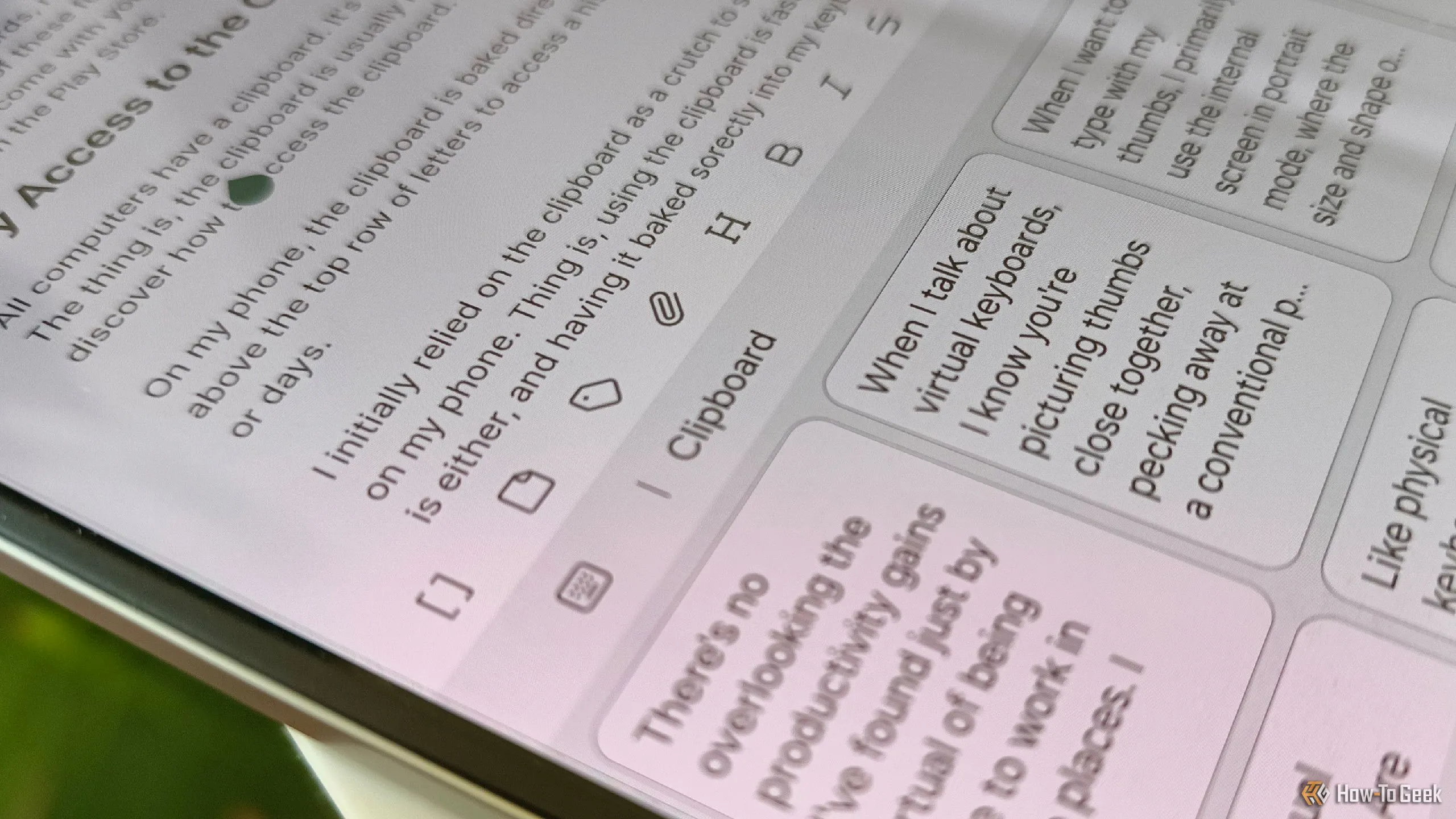 Giao diện Clipboard hiển thị trên Bàn phím Samsung Keyboard, giúp truy cập nhanh lịch sử sao chép.