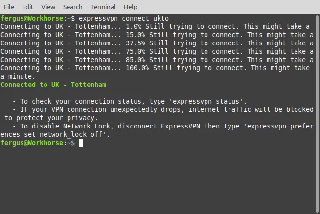 Giao diện dòng lệnh (terminal) của ứng dụng ExpressVPN trên hệ điều hành Linux, hiển thị các lệnh và trạng thái kết nối