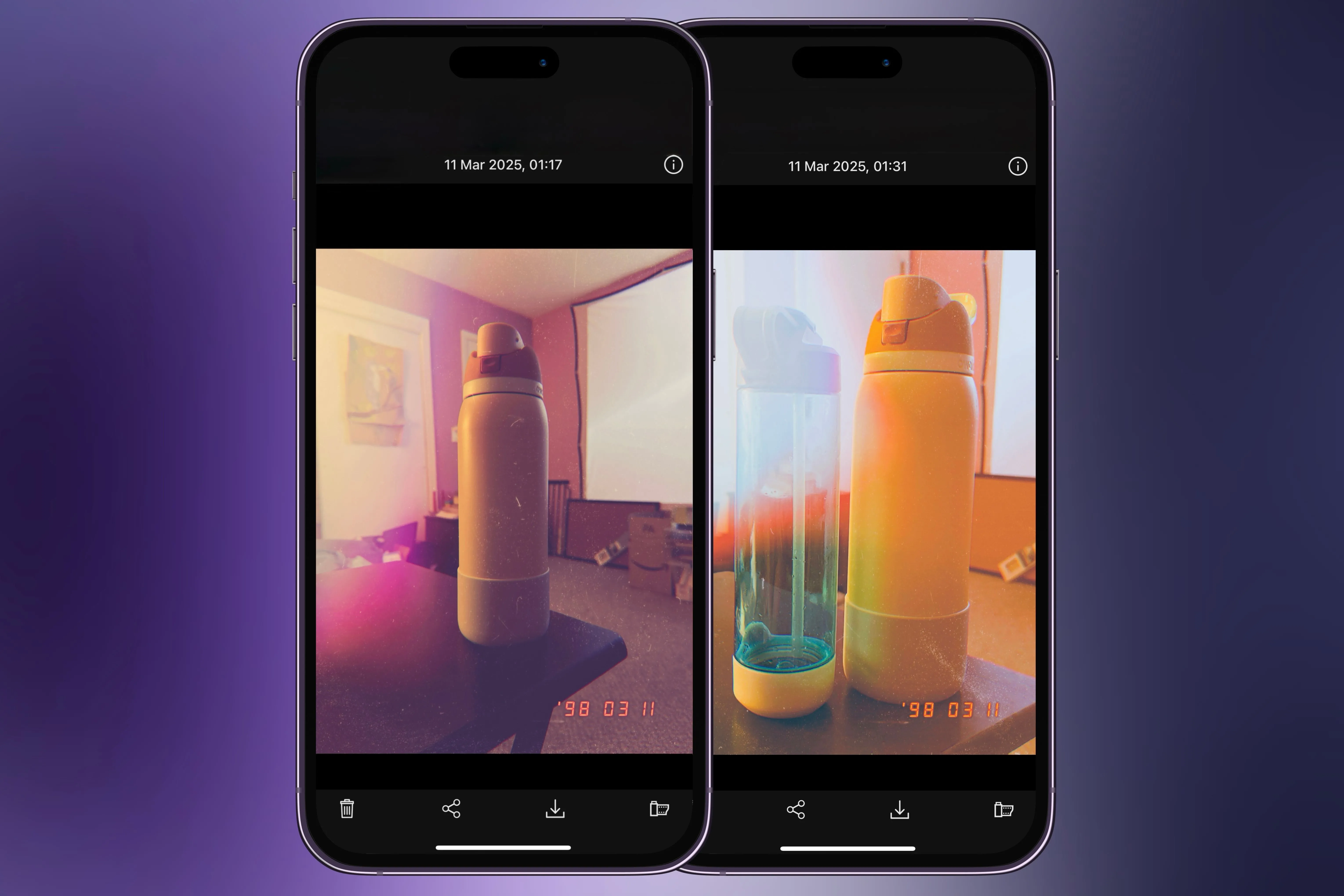 Hai chiếc iPhone hiển thị ảnh chai nước chụp bằng ứng dụng 1998 Cam với hiệu ứng hoài cổ và dấu thời gian