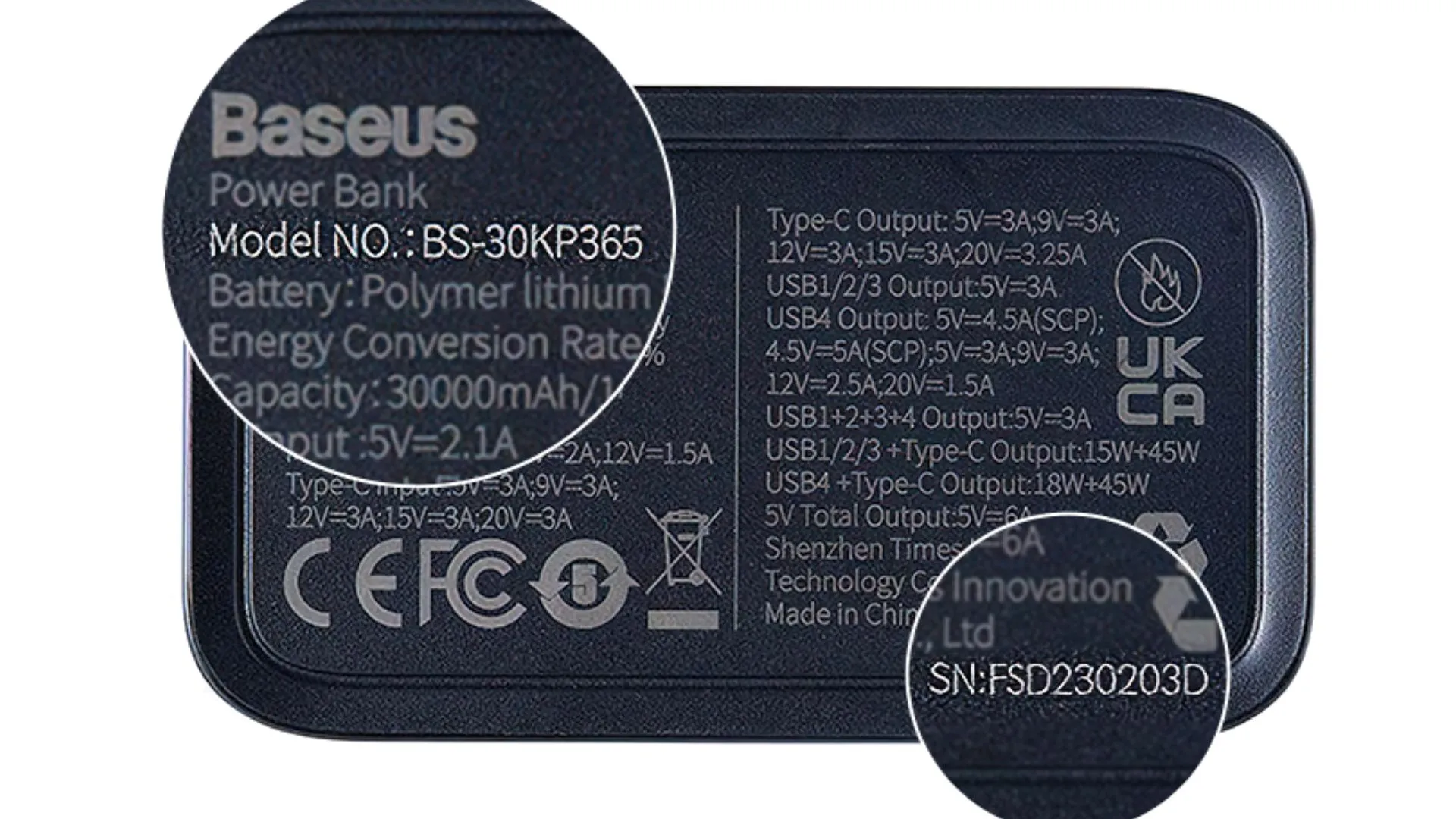 Mặt đáy sạc dự phòng Baseus BS-30KP365 bị thu hồi hiển thị số model và số serial để kiểm tra lỗi cháy nổ.