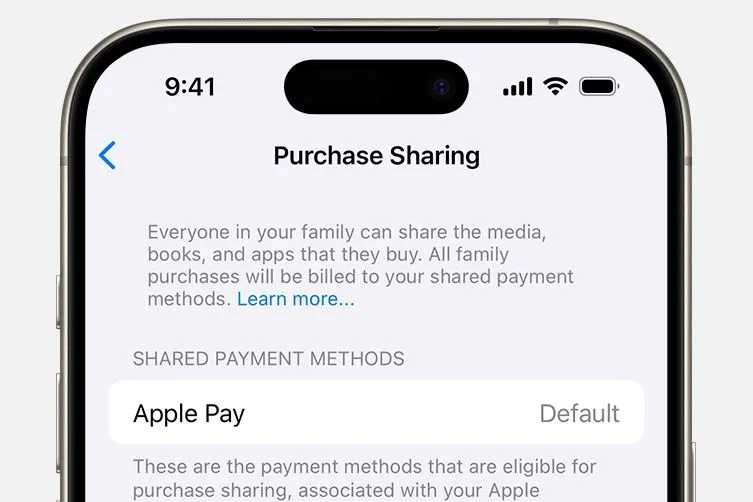 Menu Chia sẻ mua sắm của Apple hiển thị phương thức thanh toán mặc định là Apple Pay.