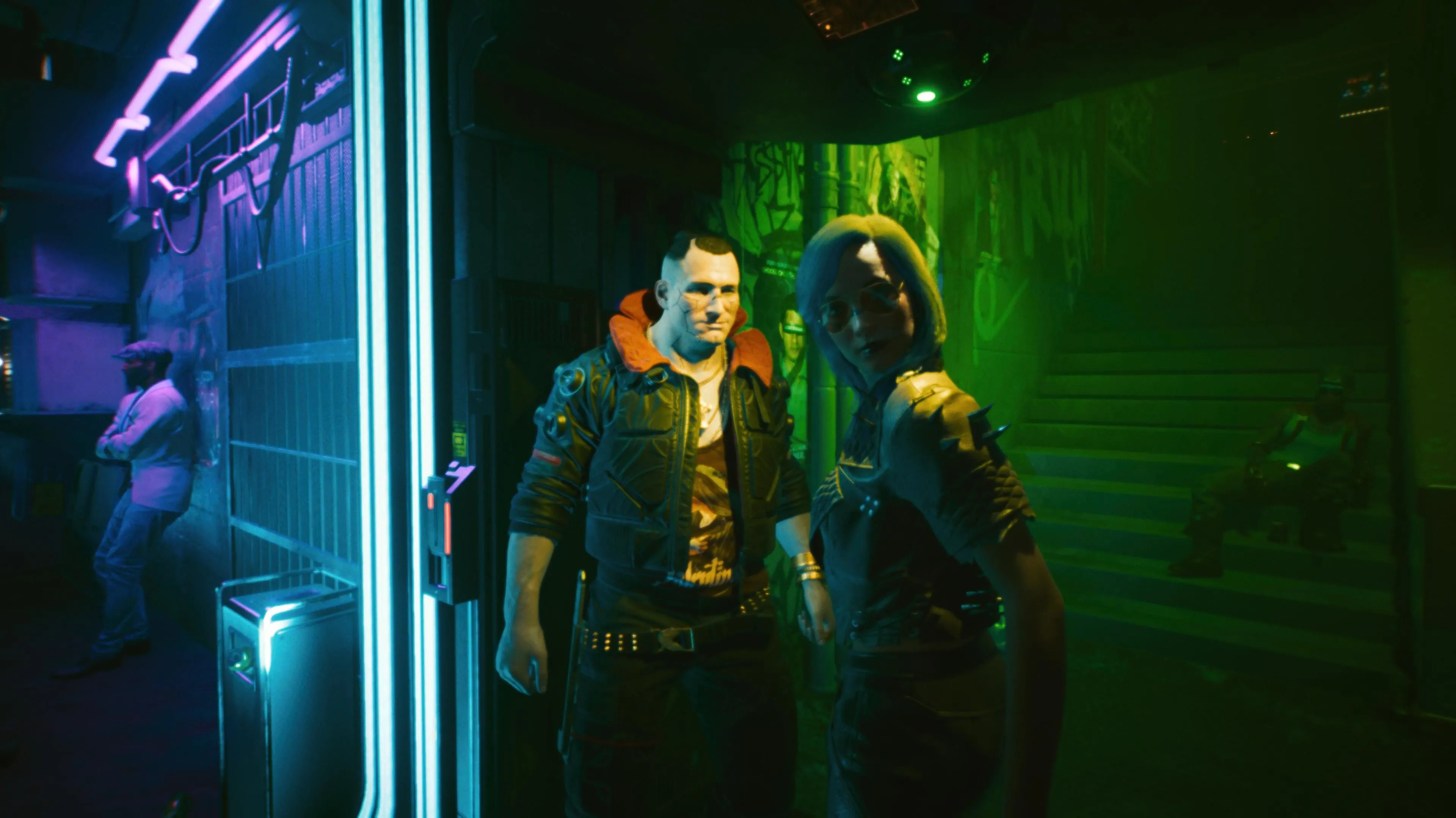 Nhân vật chính V trong Cyberpunk 2077 quay lại nhìn camera, thể hiện chi tiết đồ họa.