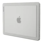 Ốp lưng Incase Edge Hardshell Case màu đen trong suốt trên MacBook Pro 14 inch.