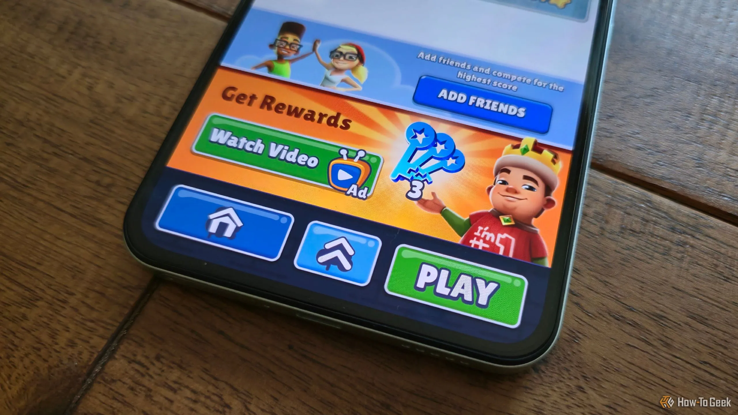 Quảng cáo video không thể bỏ qua trong game Subway Surfers trên điện thoại, hiển thị nội dung quảng bá game khác