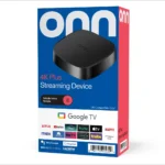 Thiết bị streaming Onn 4K Plus Google TV với điều khiển giọng nói